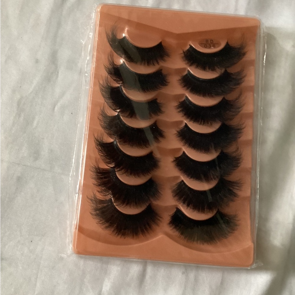 7 Pairs Black Faux Eyelashes Set